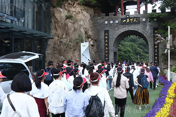 老君山如詩(shī)如畫,目之所及皆美景 老君山如詩(shī)如畫,目之所及皆美景