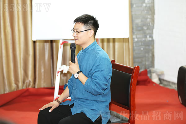 暢游老君山 學習道德經(jīng) 暢游老君山 學習道德經(jīng)